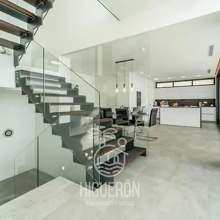 Higueronrentals Palm Springs Villa